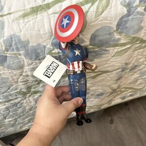 Disney Parks Marvel Captain America Figurine pen New With Tag